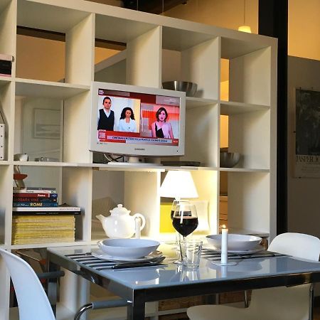 Cosy Trastevere Apartment โรม ภายนอก รูปภาพ