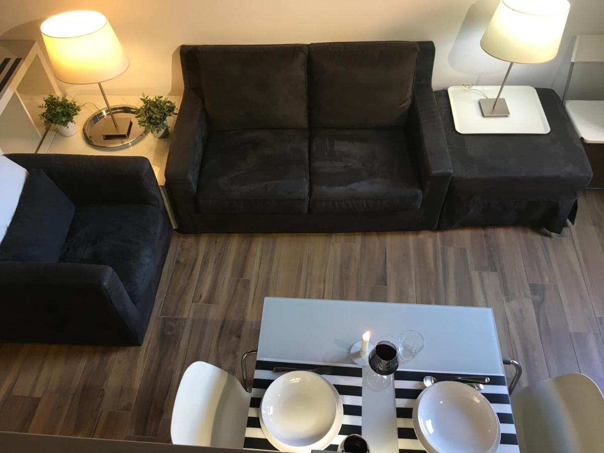 Cosy Trastevere Apartment โรม ภายนอก รูปภาพ