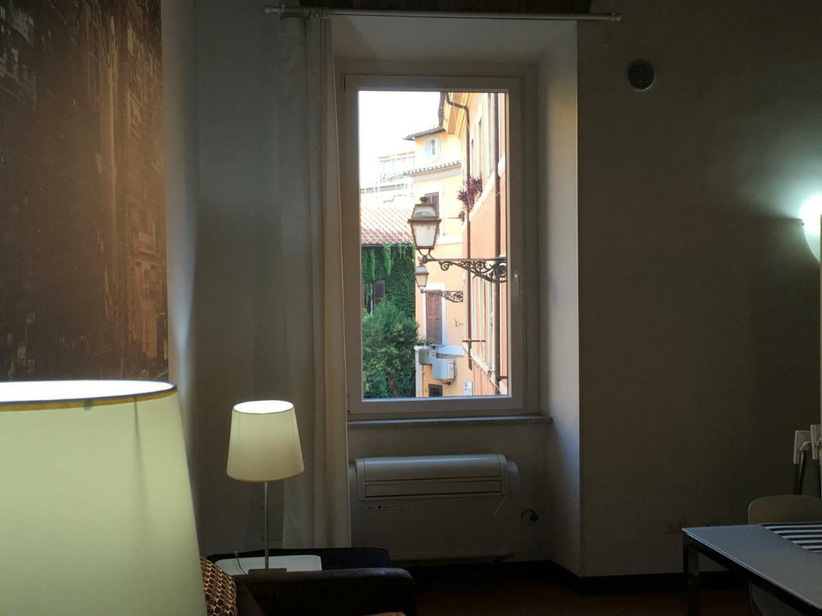 Cosy Trastevere Apartment โรม ภายนอก รูปภาพ